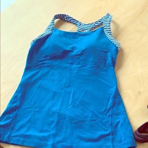 Lucy Top Workout Turquoise Blue Small